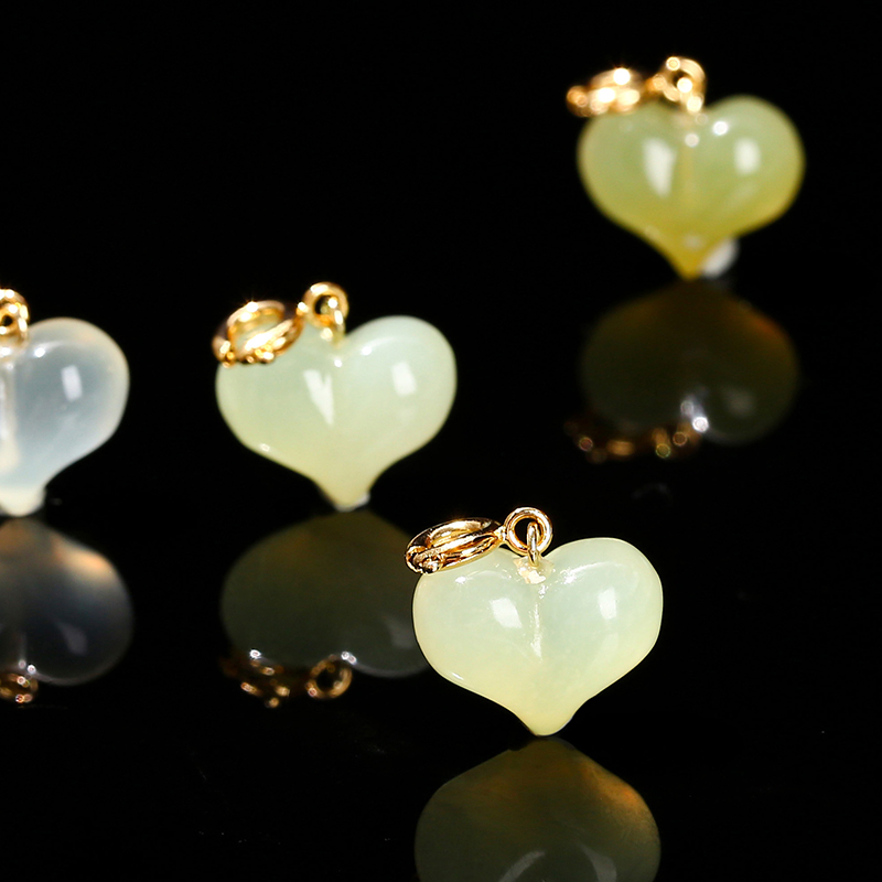 1 pc Naturstein hellgrün Jade  – Jewelry Making Light Bewertung und Preis
