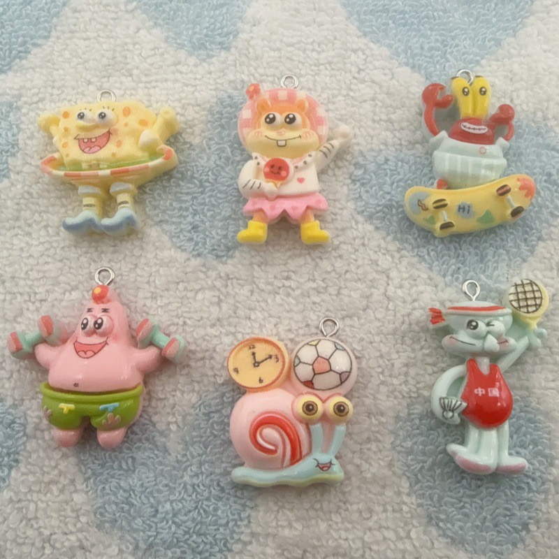 10 Stück Cartoon-Harzanhänger, – Jewelry Making Bewertung und Preis