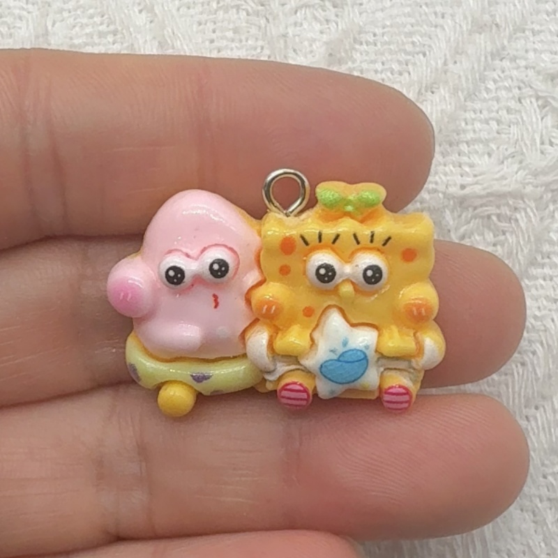 10 Stück Cartoon-Harzanhänger, – Jewelry Making Factory Bewertung und Preis